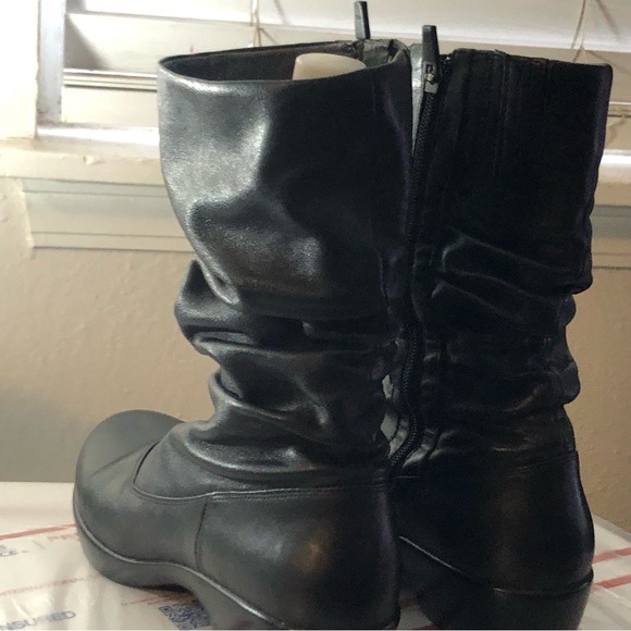 Dansko Women's Black Suede 2 1/2" Full Zip heel Boots size 8 USA 39 Euro - Picture 5 of 9